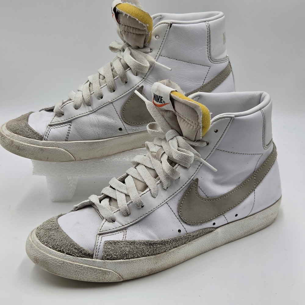 Nike Blazer Mid 77 Sneakers Mens 8 White High Top BQ6806-106
